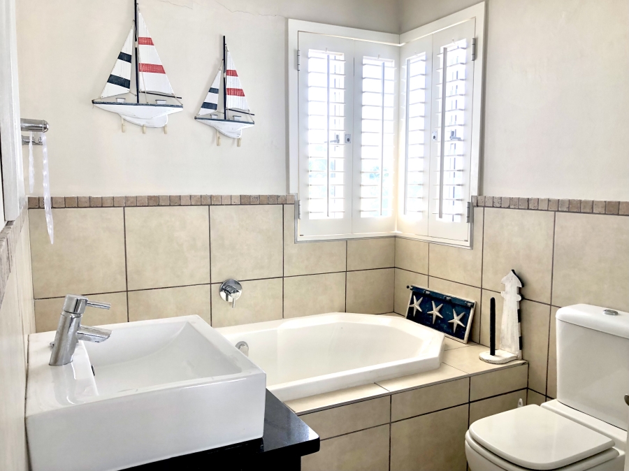3 Bedroom Property for Sale in Kenton On Sea Eastern Cape